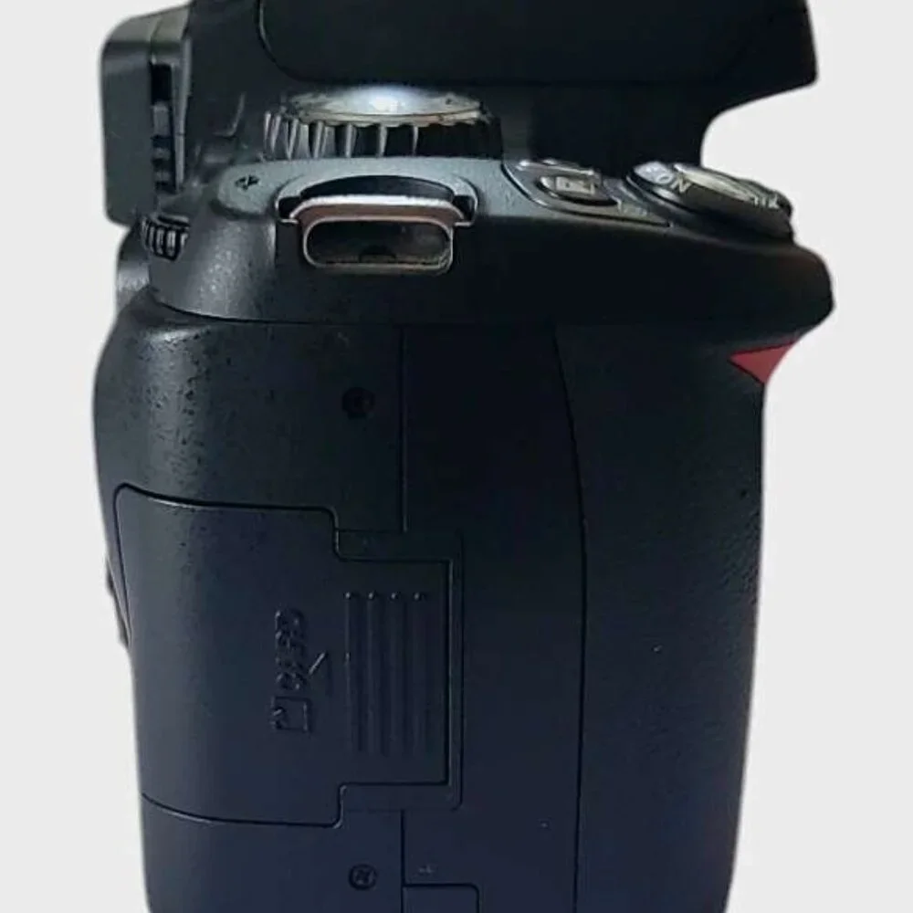 Nikon D40X 10.2 MP Digital SLR Camera - Black (Body Only)